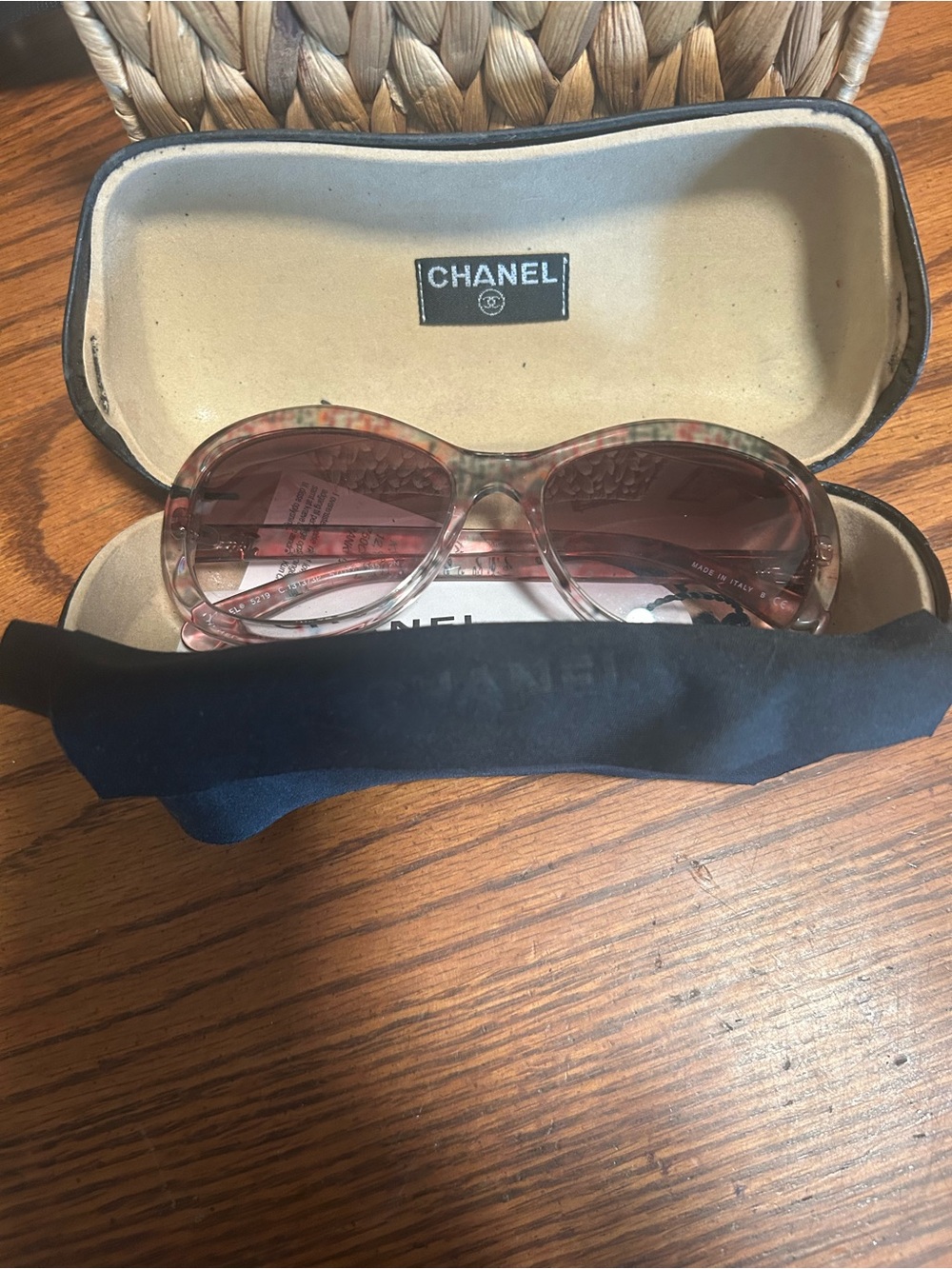 CHANEL Pink Gradient Oval Sunglasses with Tortoiseshell Accents